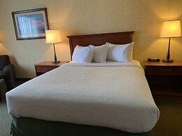 Merit Hotel & Suites