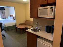 Merit Hotel & Suites