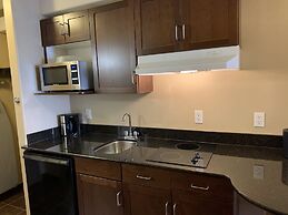 Merit Hotel & Suites