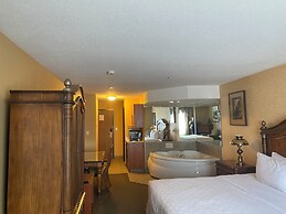 Merit Hotel & Suites