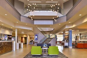 Holiday Inn Express & Suites Elk Grove Central - Hwy 99 by IHG