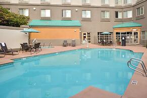 Holiday Inn Express & Suites Elk Grove Central - Hwy 99 by IHG