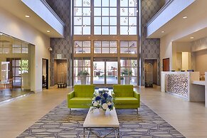 Holiday Inn Express & Suites Elk Grove Central - Hwy 99 by IHG