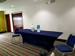 Holiday Inn Express Hotel & Suites Mebane by IHG