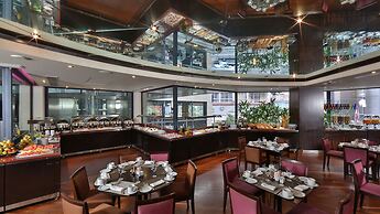 Crowne Plaza Hotel Beirut by IHG