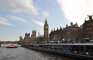 Holiday Inn Express London - Stratford by IHG