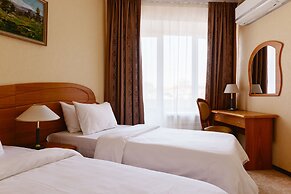 Hotel Oktyabrskaya