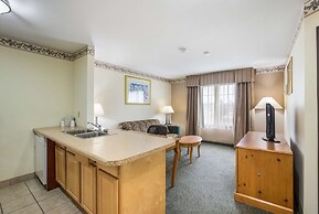 Americas Best Value Inn & Suites Three Rivers