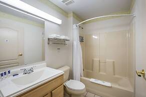 Americas Best Value Inn & Suites Three Rivers