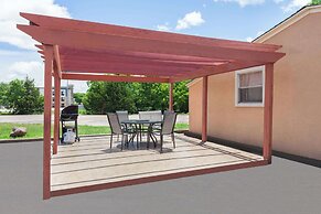 Days Inn by Wyndham Ardmore