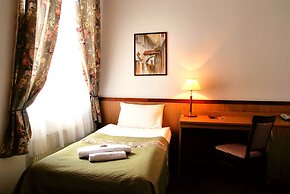 City Gate Hotel
