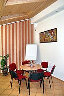 City Gate Hotel