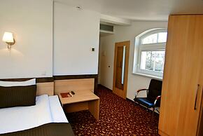 City Gate Hotel