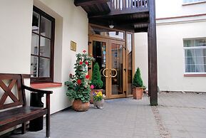 City Gate Hotel