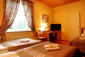 City Gate Hotel