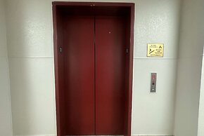 Super 8 by Wyndham Huntsville