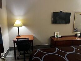 Super 8 by Wyndham Huntsville