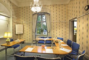 Åkeshofs Slott