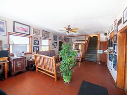 Beaumont Hotel