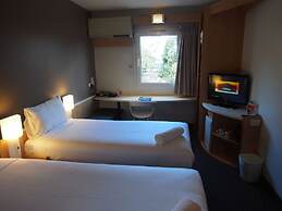 ibis Sydney Thornleigh