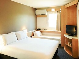 ibis Sydney Thornleigh