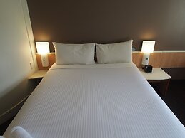 ibis Sydney Thornleigh