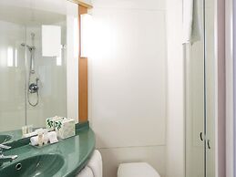 ibis Sydney Thornleigh