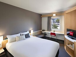 ibis Sydney Thornleigh