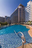 Harbour Plaza Metropolis