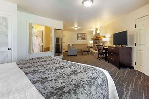 Best Western Plus Edmonds Harbor Inn