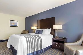 Best Western Plus Edmonds Harbor Inn