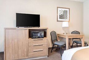 Quality Inn & Suites Bainbridge Island