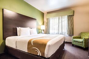 Quality Inn & Suites Bainbridge Island