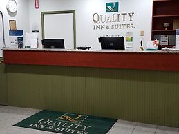 Quality Inn & Suites Bainbridge Island