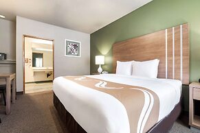 Quality Inn & Suites Bainbridge Island