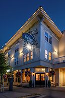 Fairhaven Village Inn