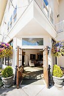 Fairhaven Village Inn