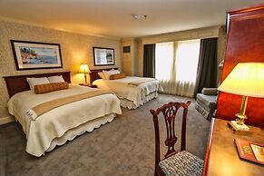 Fairhaven Village Inn