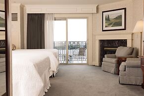 Fairhaven Village Inn