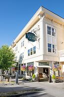 Fairhaven Village Inn