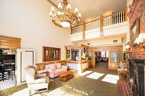 Fairhaven Village Inn