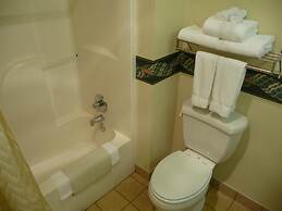 Fairhaven Village Inn