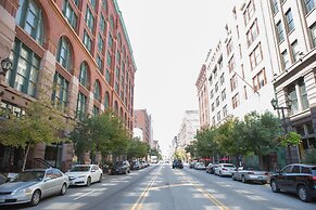 Marriott St. Louis Grand