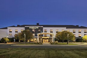 Courtyard by Marriott Fargo Moorhead, MN