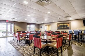 Comfort Suites Hotel and Conference Center