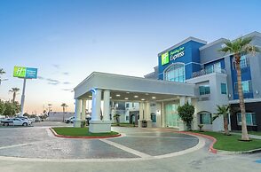 Holiday Inn Express Hotel & Suites El Centro, an IHG Hotel