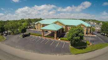 Quality Inn & Suites Alma - Fort Smith Northeast