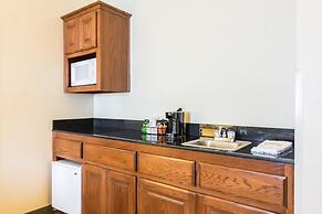 Quality Inn & Suites Alma - Fort Smith Northeast