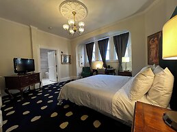 The Sterling Hotel