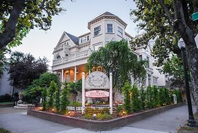 The Sterling Hotel